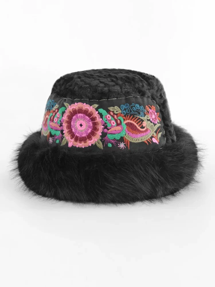 民族风刺绣花毛绒帽子女秋冬季加厚保暖防寒护耳盆帽显脸小