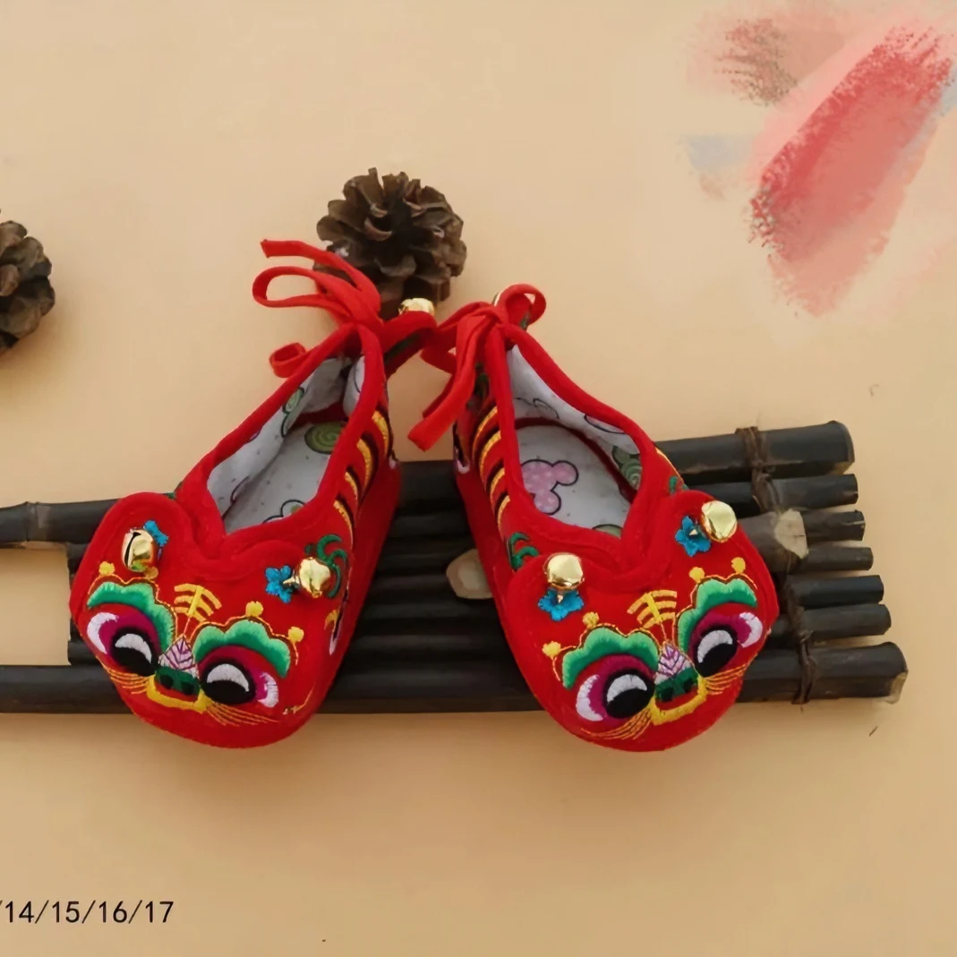 福佑铃铛虎头鞋（多色可以选）布鞋宝宝绣花软底春秋百天