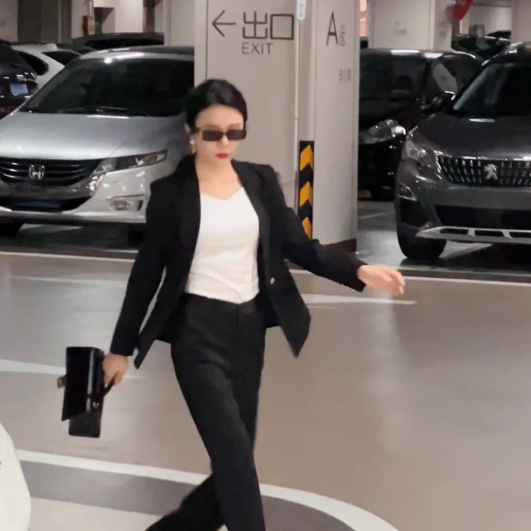 A区2352高级感双排扣气质套装