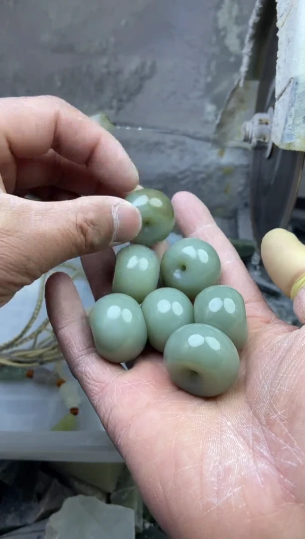 【闪购商品】和田玉颈饰未镶嵌吊坠 多样化 拍一发一