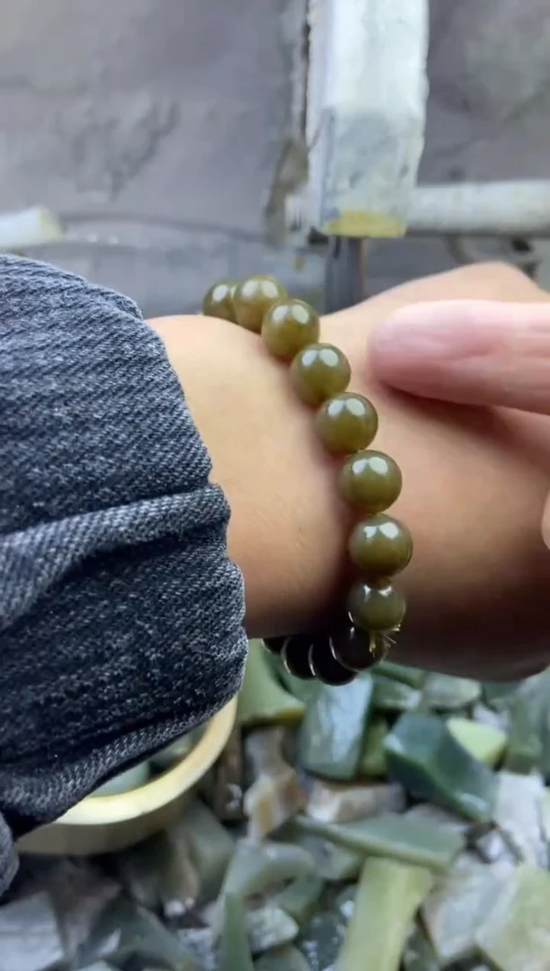 【闪购商品】和田玉颈饰未镶嵌手链 多样化