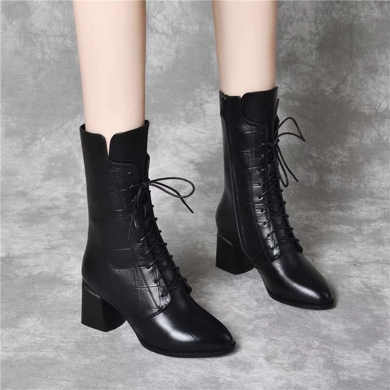 粗跟马丁靴女中跟2025年春秋新款单靴皮靴子秋冬短靴中筒真皮女靴