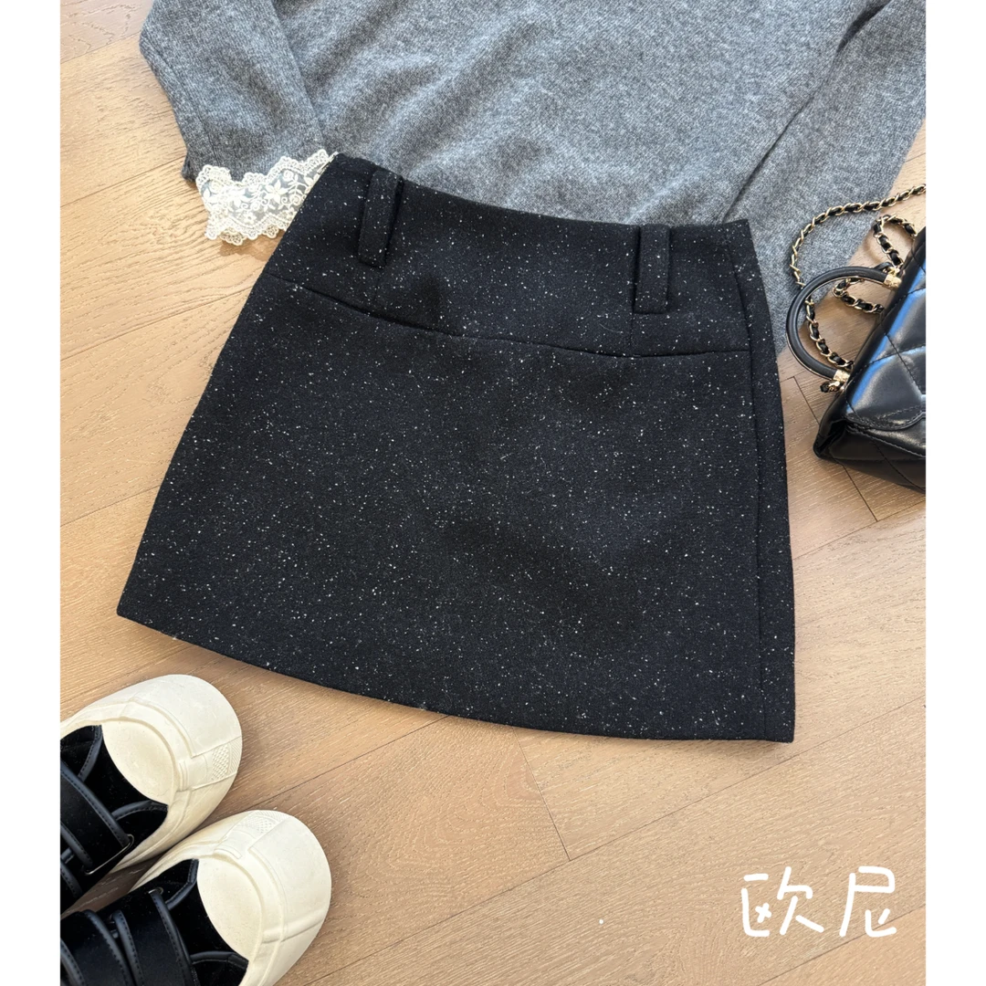 欧尼私服 小众设计款简约百搭显瘦加厚休闲星空短裙 2411B5122