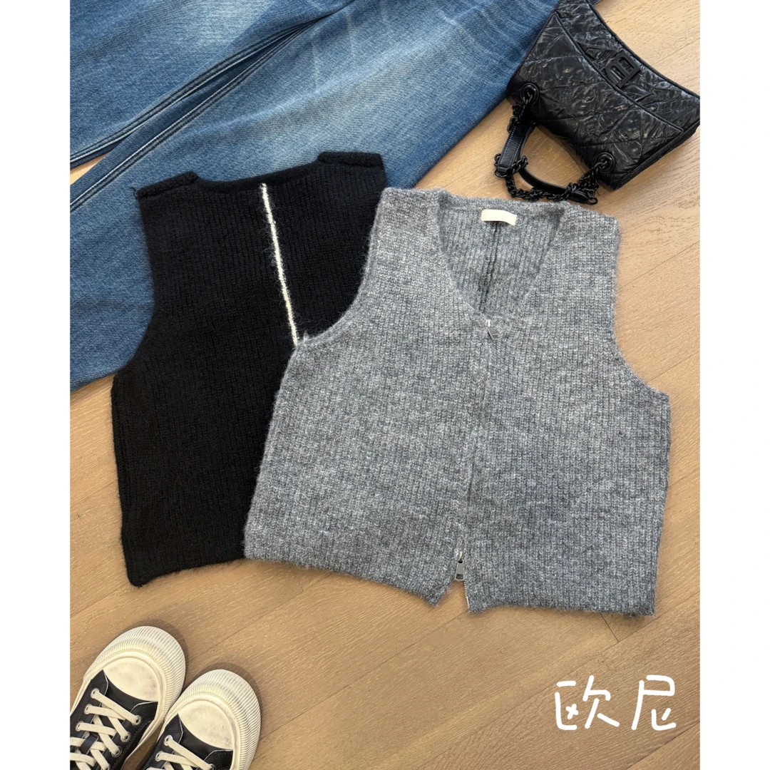 欧尼私服 小众设计款简约U领双头拉链针织马夹 2411B5431