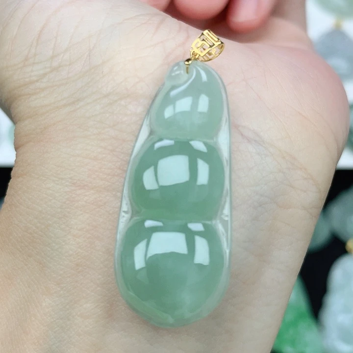 翡翠颈饰18K金镶嵌天然翡翠a货饰品