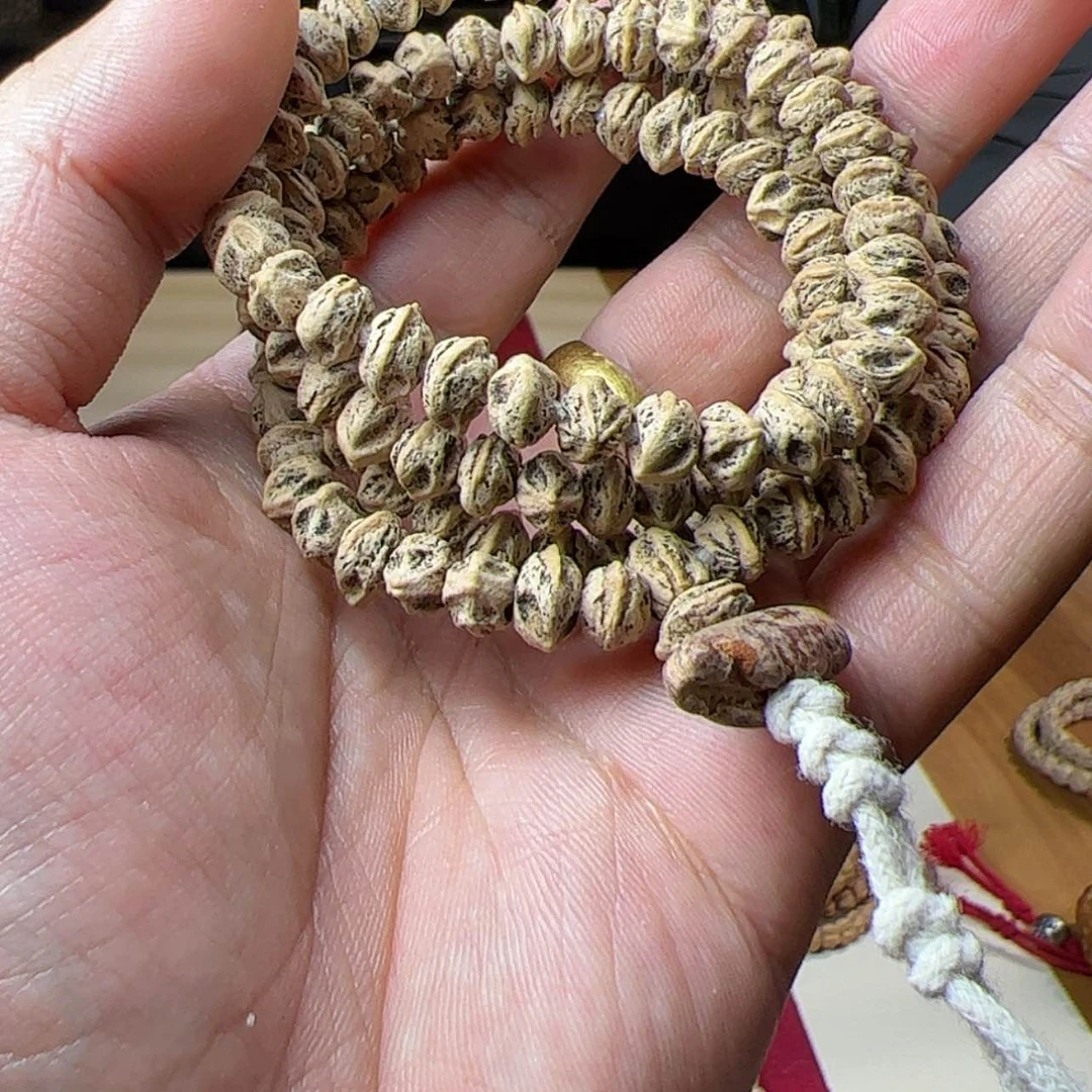 【闪购商品】柏香籽/百香籽手串?****店