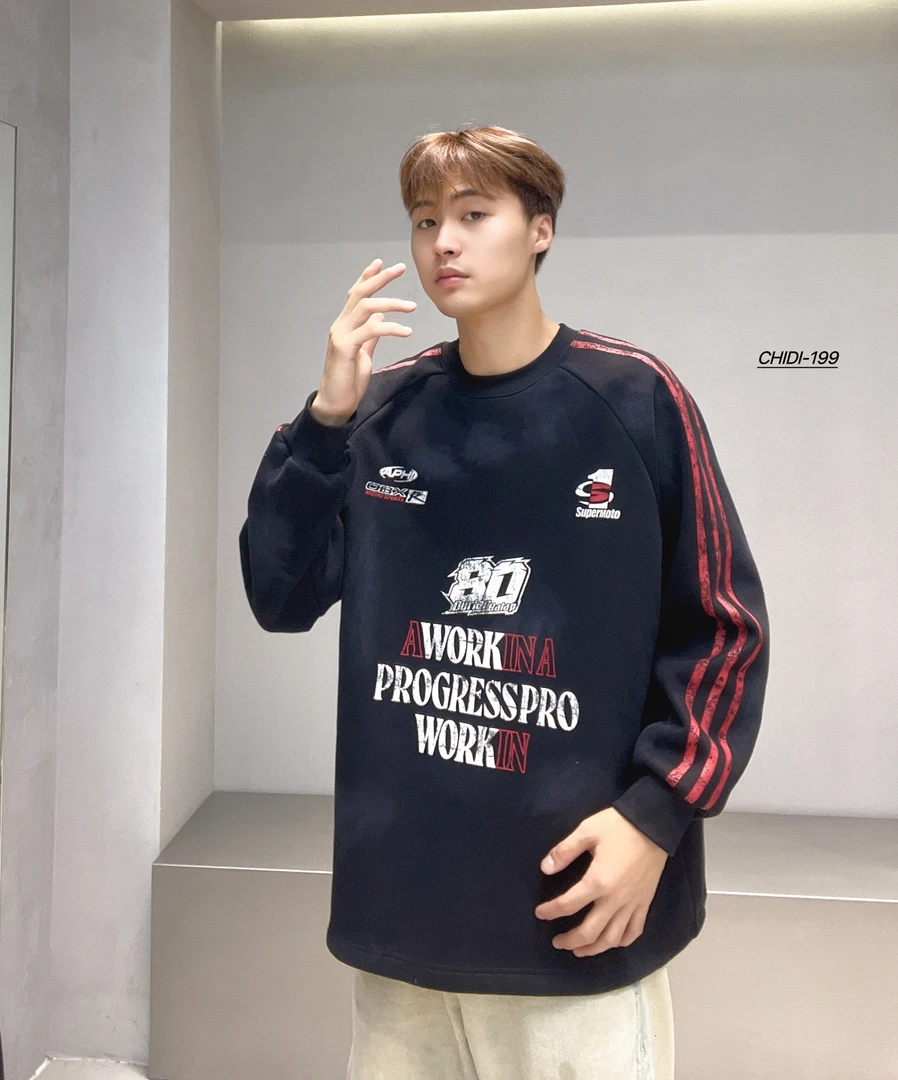 高街潮牌大阔版加绒卫衣，潮牌男女同款集运动时尚休闲为一体。