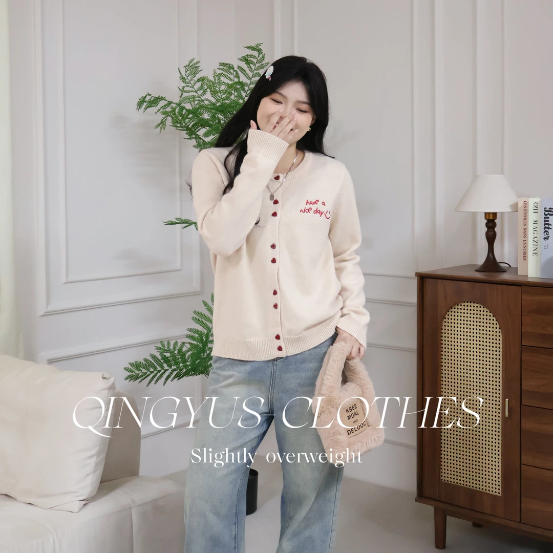 【青屿衫】微胖显瘦大码女装冬季设计感针织开衫洋气减龄毛衣外套