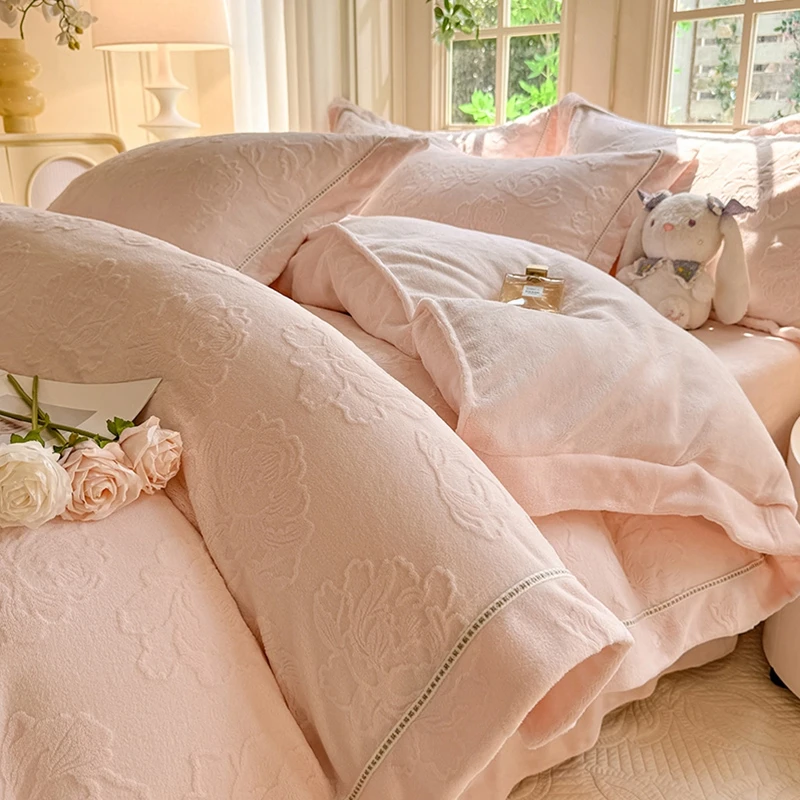 秋冬雕花纯色A类全消光雕花绒四件套牛奶绒6D高克重珊瑚绒宝宝绒