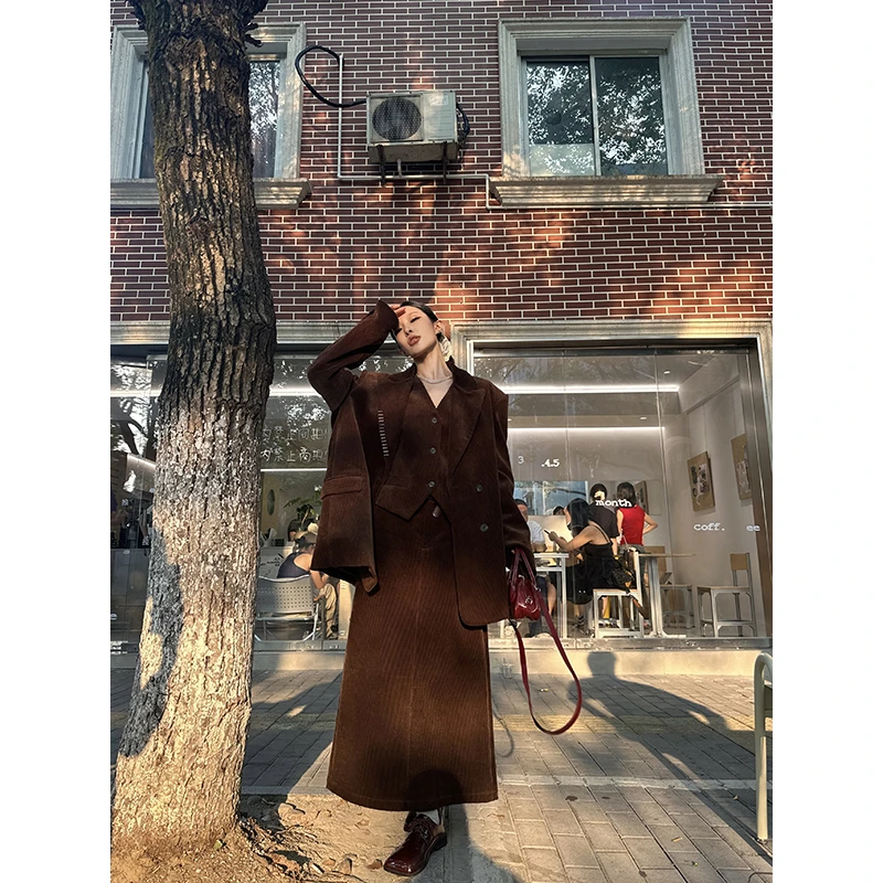 JCCC影子【棕系旅人】复古咖色纯棉西装马甲半裙三件套JE3ISZ10