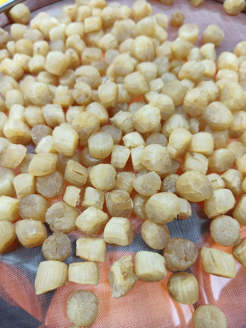 汕尾港淡晒大连元贝扇贝肉(约450头)足干，很香不咸