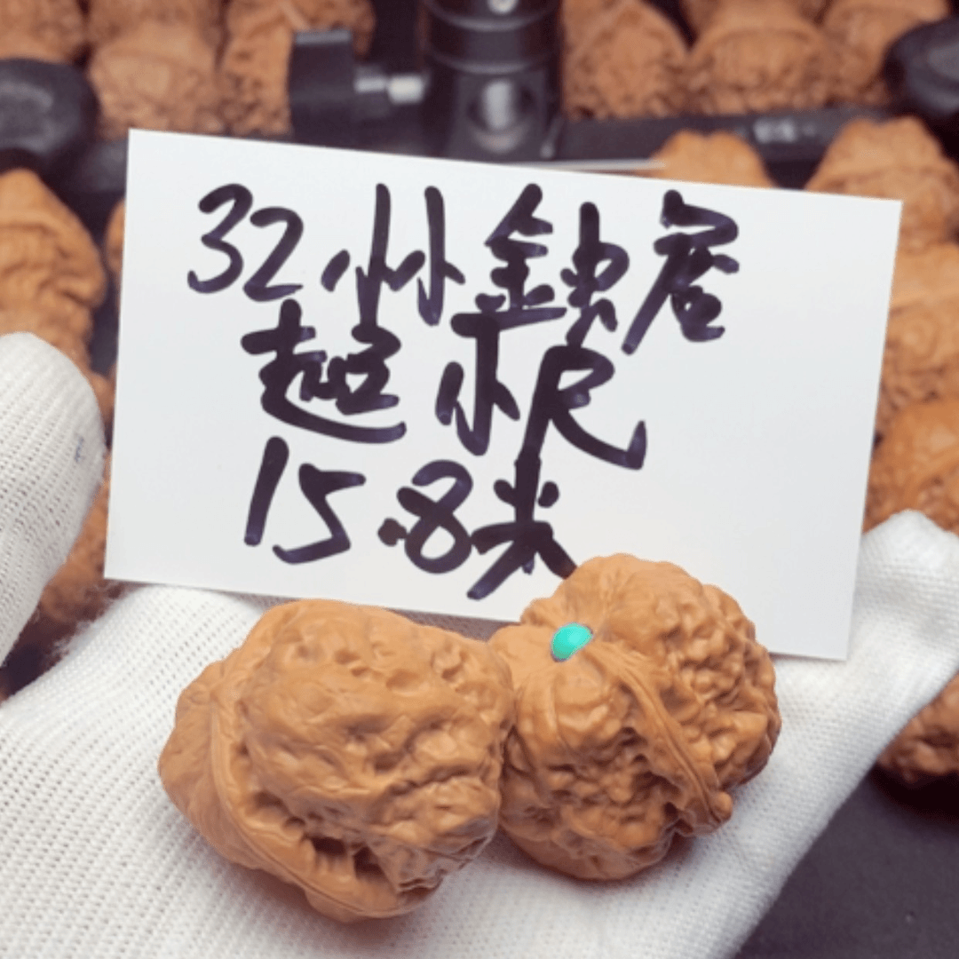 【闪购商品】文玩核桃吊坠四*！