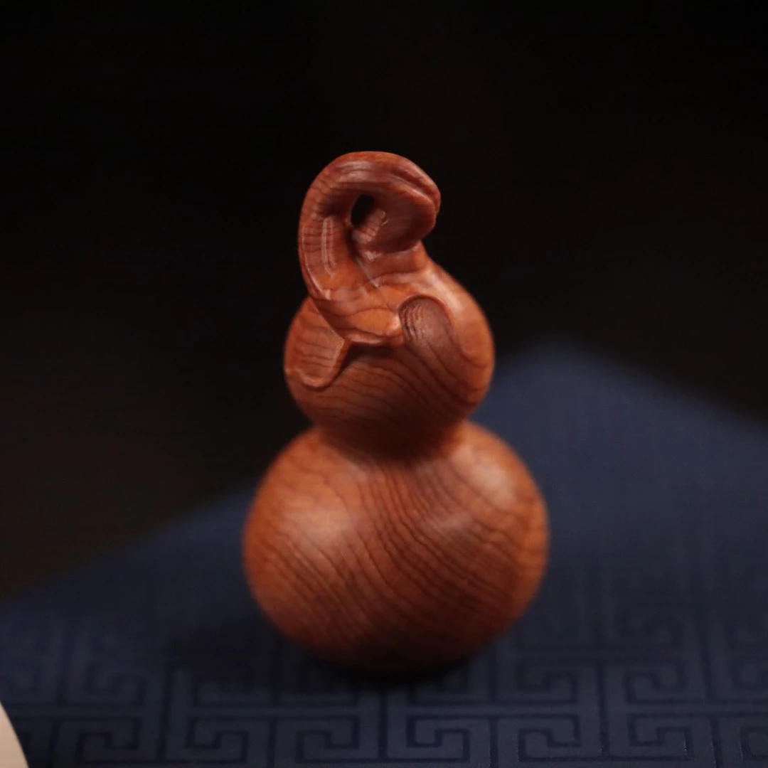 柏木 【葫芦】把件6.9x4.9cm
