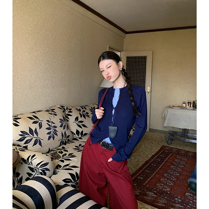 【两个自己】假两件长袖针织衫毛衣女秋修身上衣3861