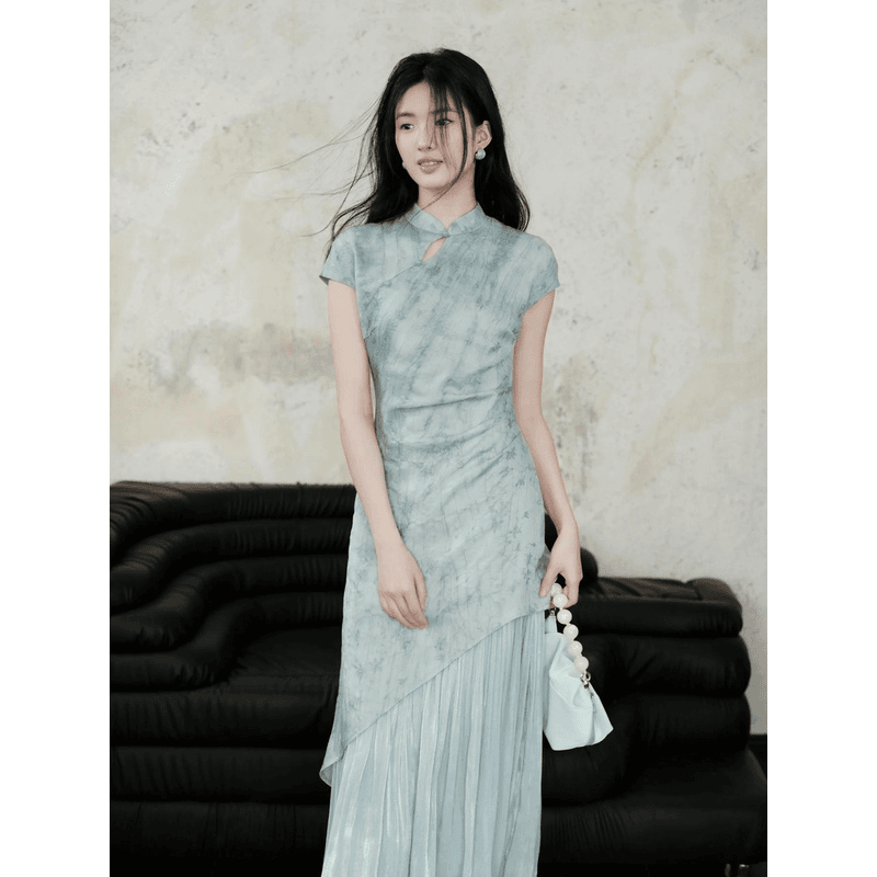 气质修身连衣裙女富家千金小个子春装新款设计感2024年丁达尔穿搭