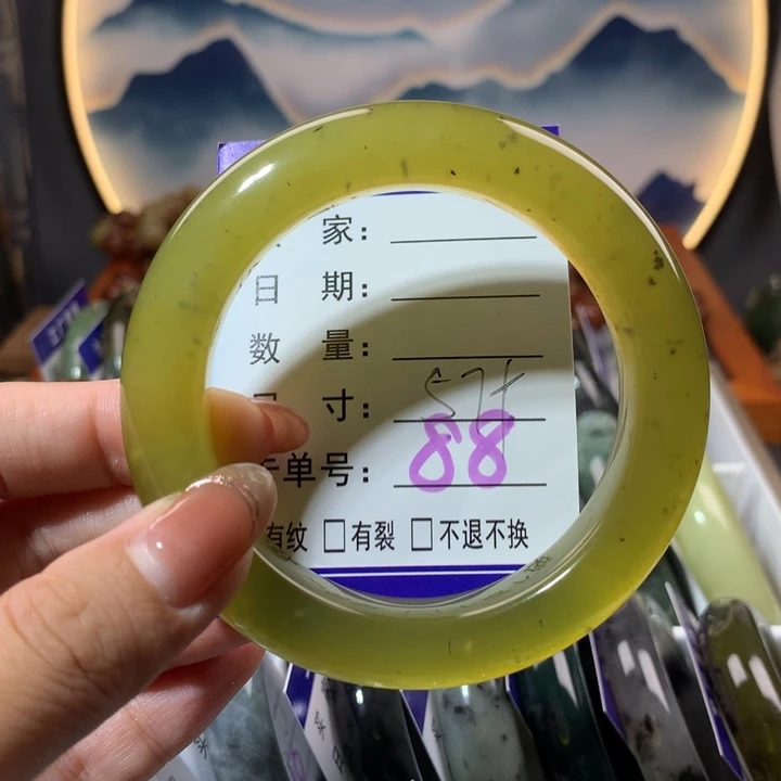 【闪购商品】蛇纹石玉手镯未镶嵌