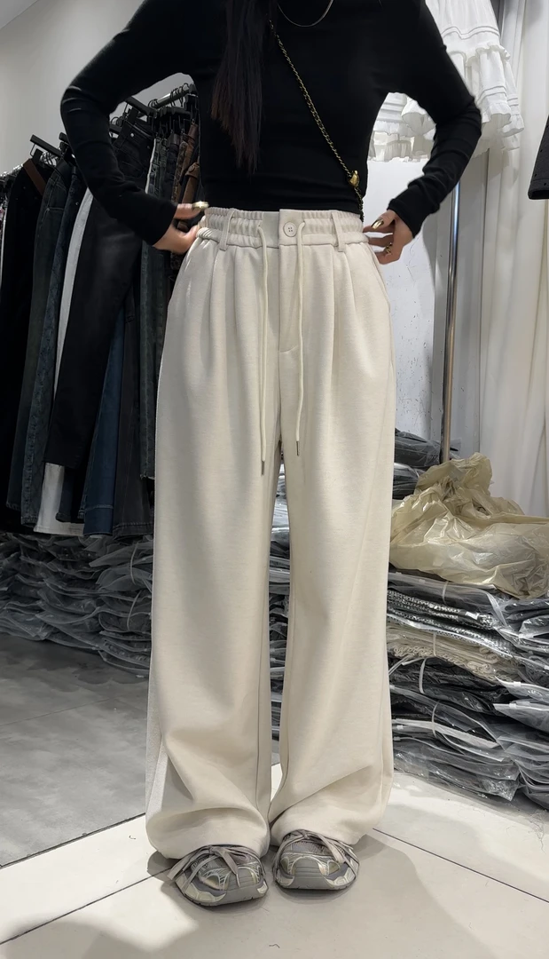 熊小姐家2024新款秋冬加厚抽绳扣子设计松紧腰休闲裤