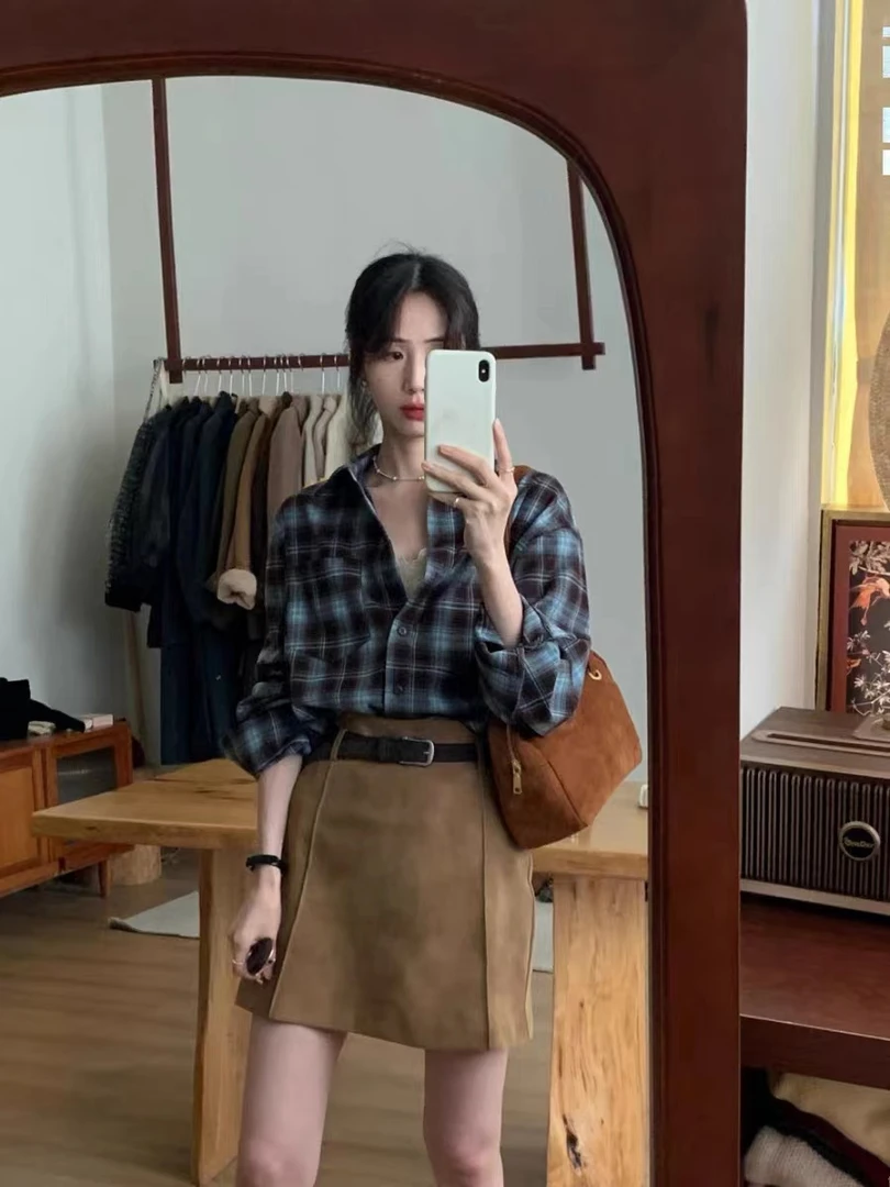 秋冬复古磨毛格子衬衫女长袖韩版叠穿慵懒风显瘦上衣