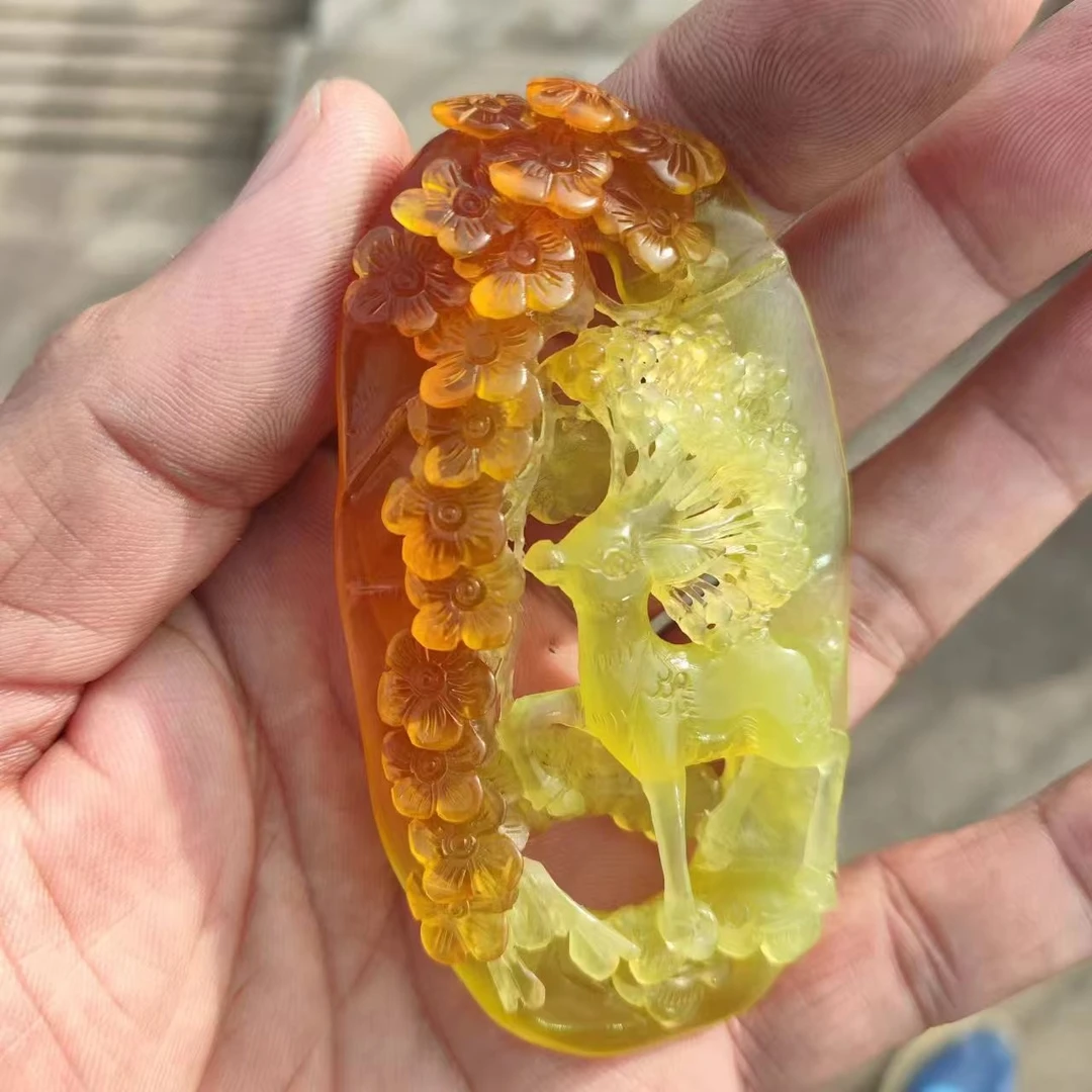 俏色天然岫玉花玉玉石王水草吊坠挂件辽阳红手工雕刻镂空梅花鹿