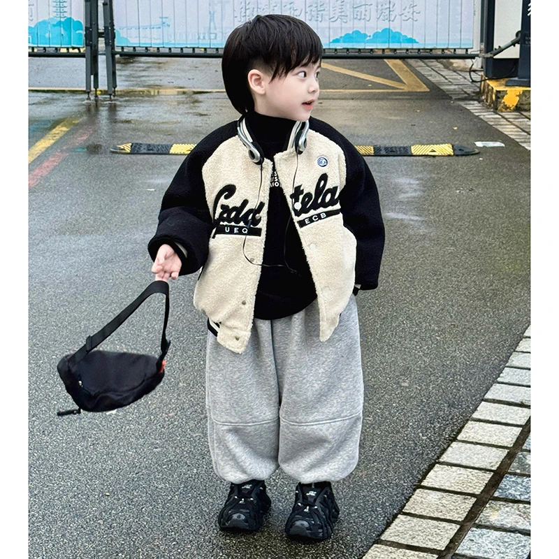 【现货】Jimmy妈童装 学院风 冬季加棉加厚袖子拼接棒球服夹克外套