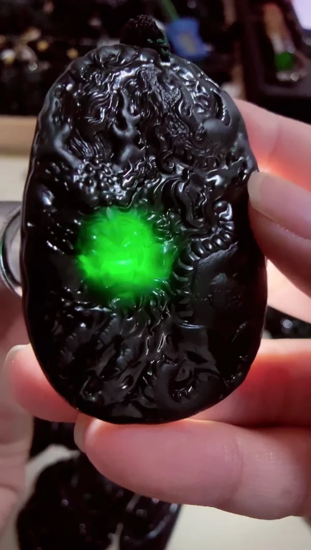 【闪购商品】翡翠手链未镶嵌毛货也有鉴赏期。