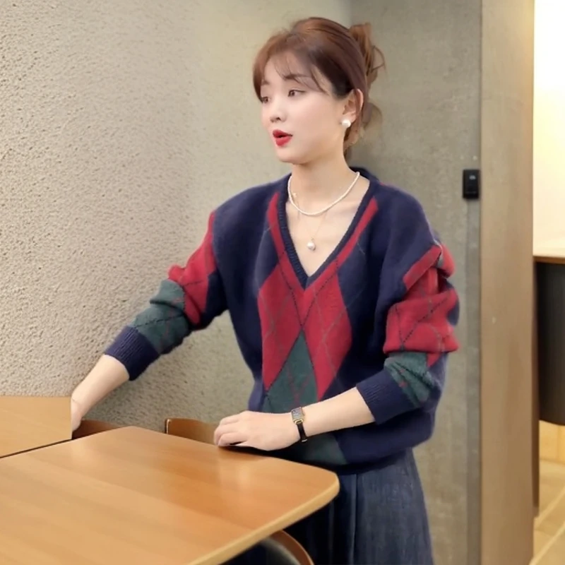 格子毛衣气质长袖针织衫女秋冬2024新款高级感宽松百搭休闲上衣