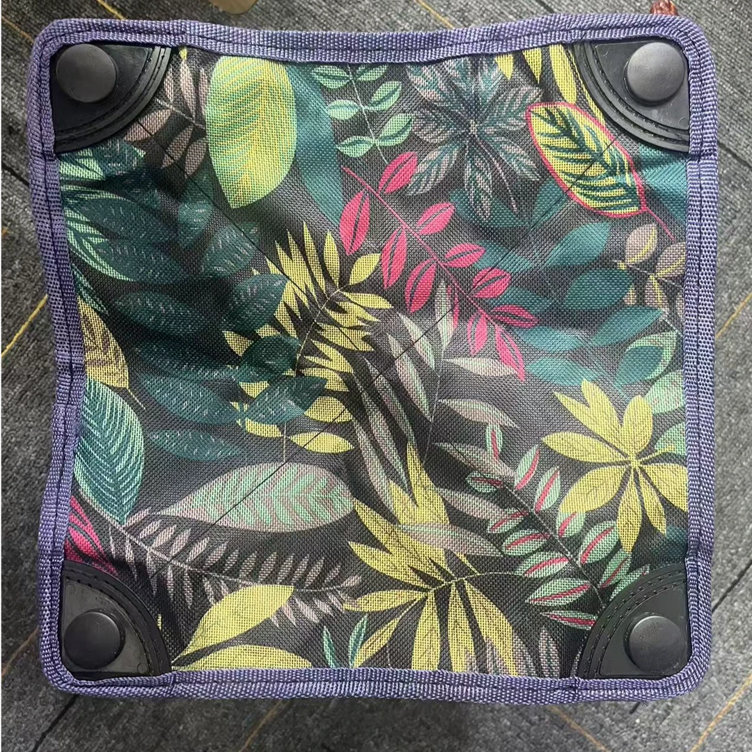 户外露营折叠凳便携式多功能凳子四角钓鱼凳马扎美术写生椅野钓椅