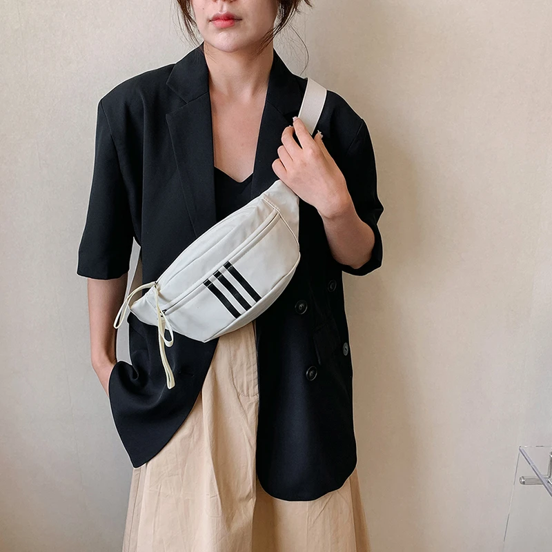 胸包斜挎包男女同款时尚百搭单肩包网红个性轻便多功能运动手机包