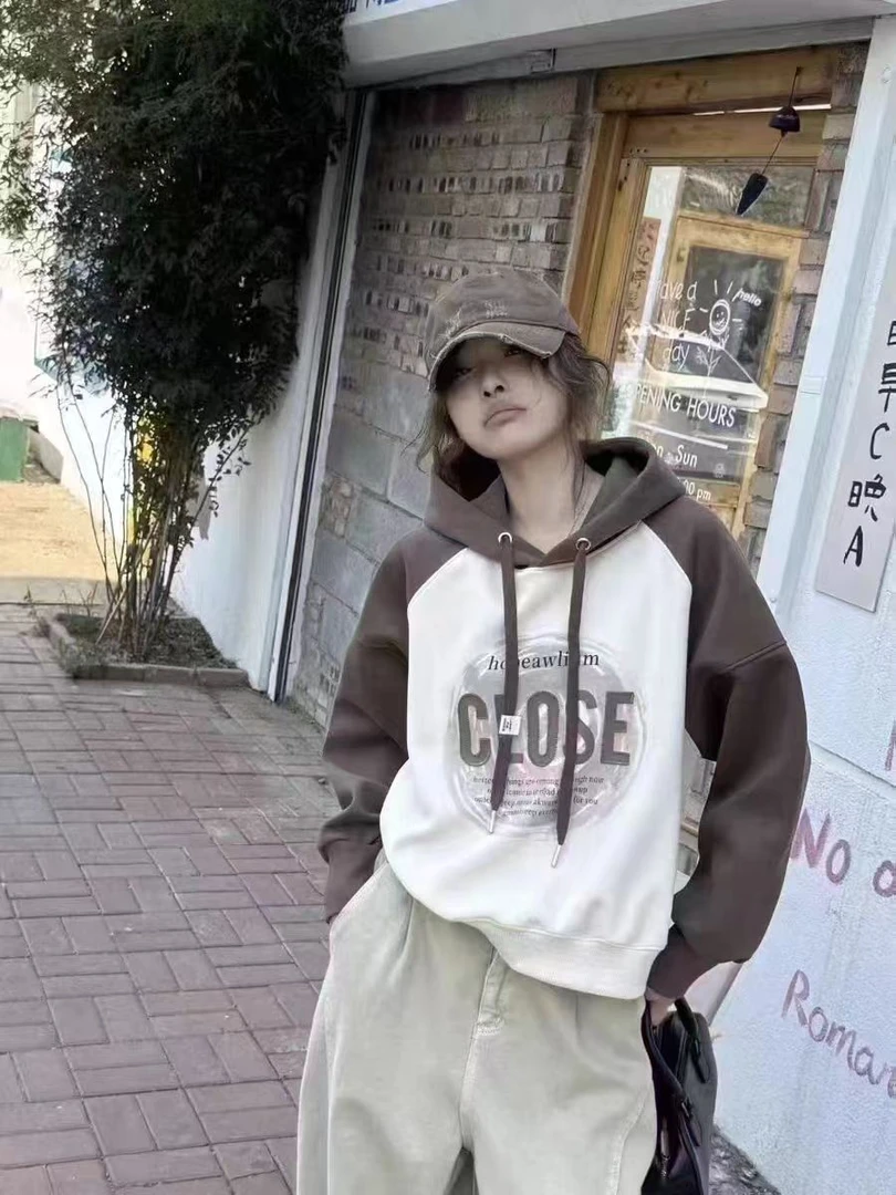 2024秋冬款儿童舒适休闲连帽加绒卫衣