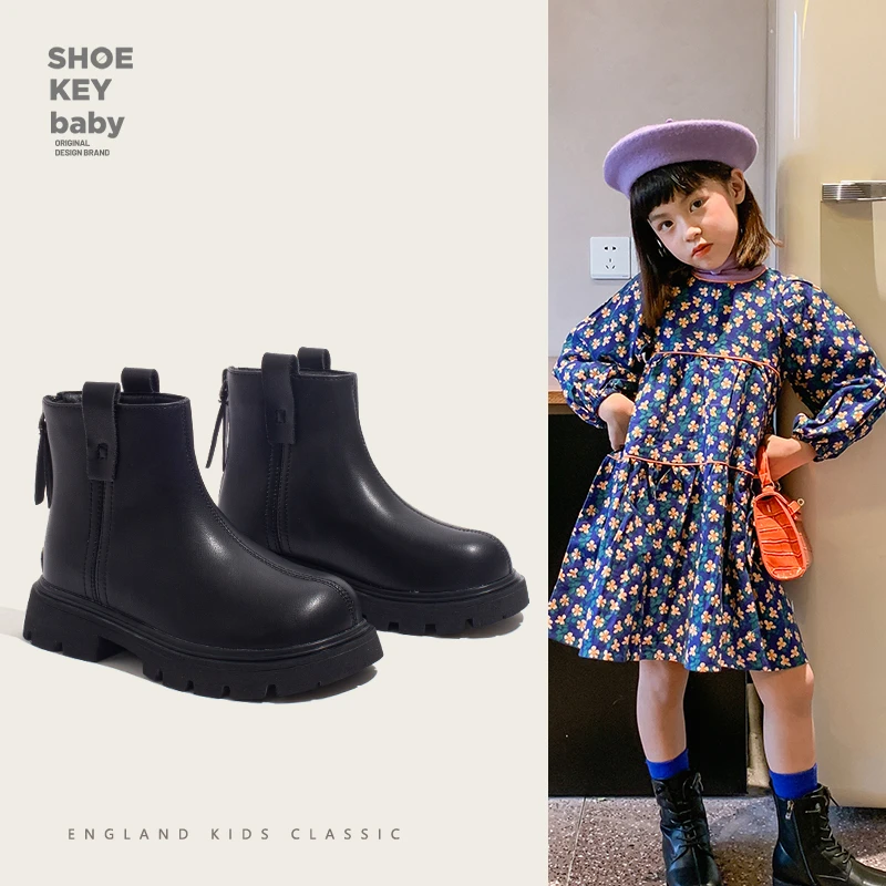 小七北鼻女童皮靴2023年冬季新款儿童软底百搭短靴小女孩马丁靴