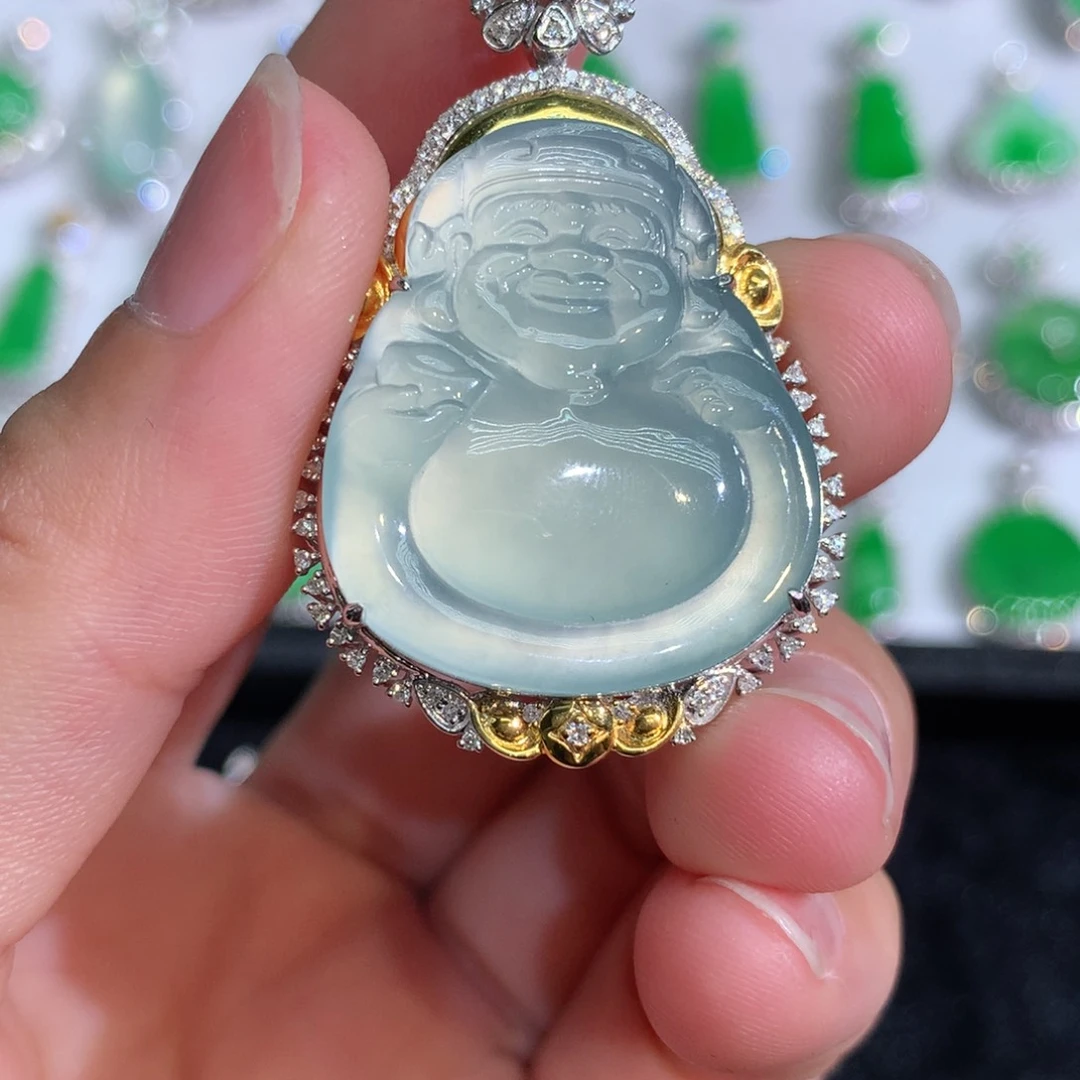 翡翠颈饰18K金镶嵌缅甸翡翠