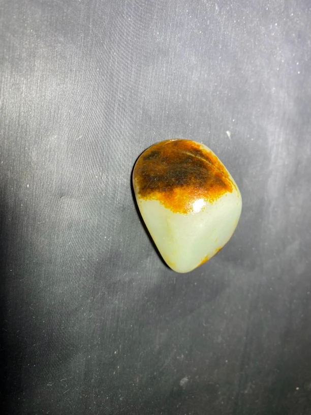 新疆和田玉挂件籽