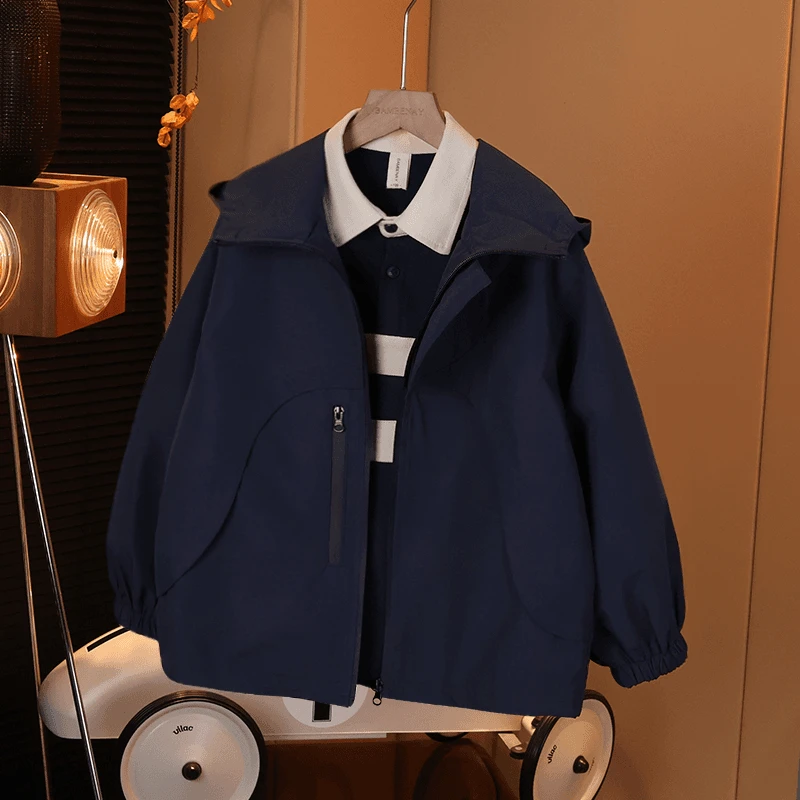 男童外套2025新款冲锋衣儿童休闲帅气衣服男孩时髦秋季童装上衣潮