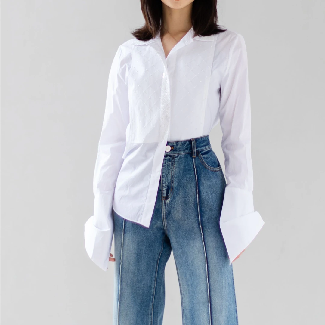 【六丑】新款白色亮闪闪钉珠翻领衬衫210ACS0021