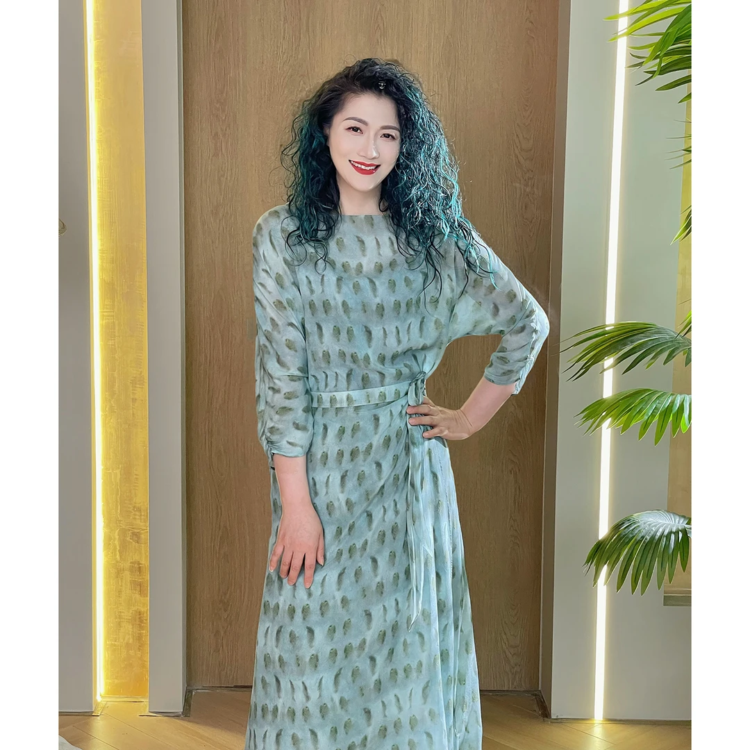 【六丑】新款高级感法式时尚绿色印花围裹式拼接连衣裙406LYQ0511