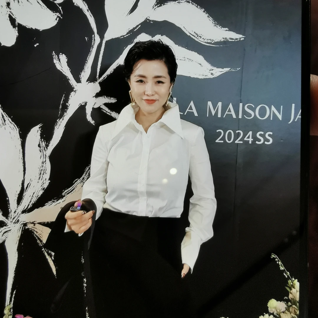 LA MAISON JADE 玉琼国风 白色修身款衬衫 J32331276