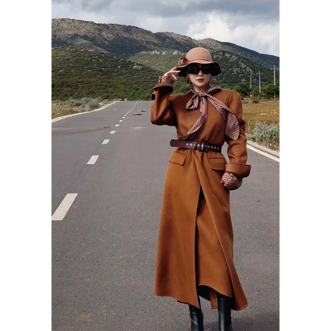 【顾文婷推荐】iIEWUOY有尾水波纹珍藏级羊绒极简大衣防寒 Y3923416