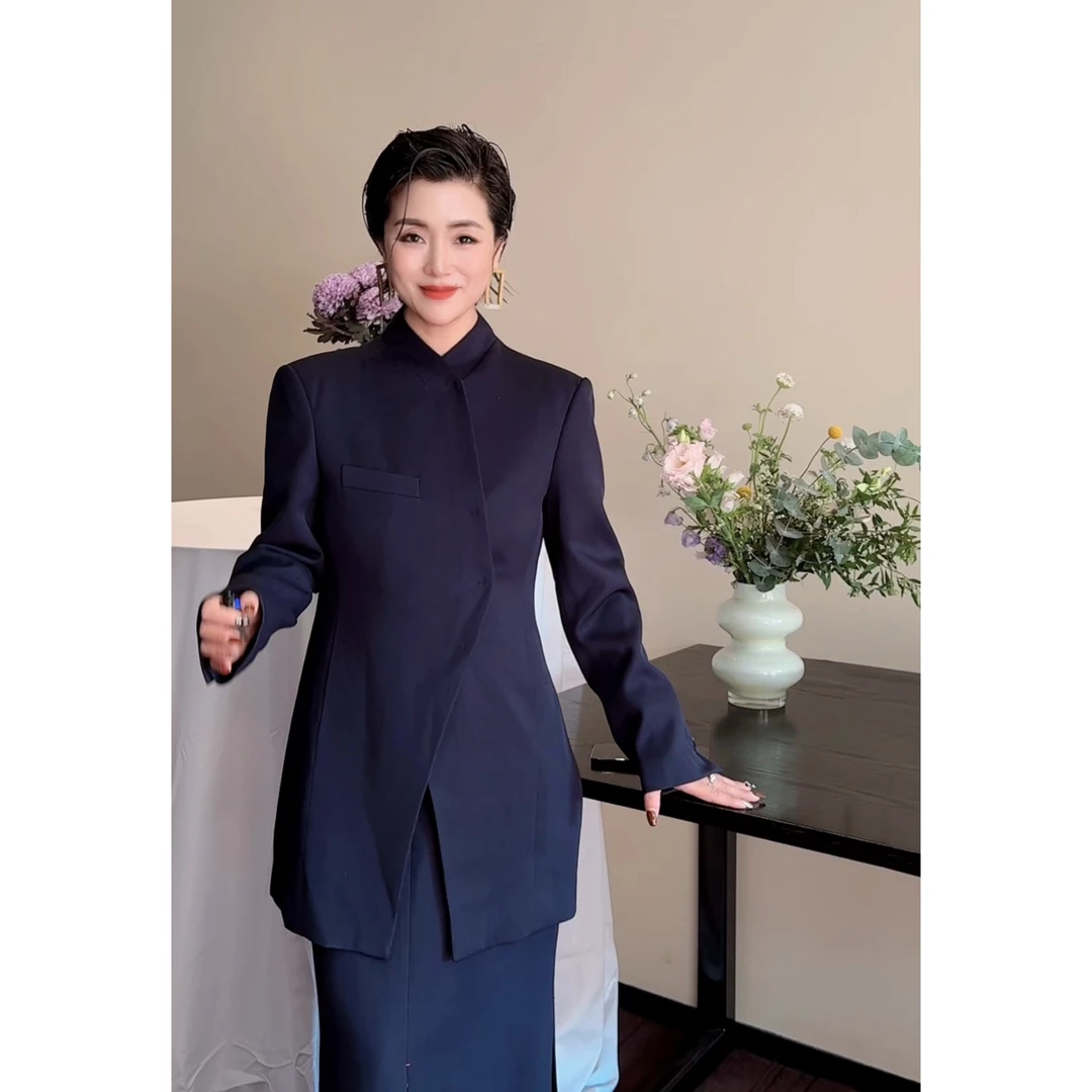 【顾文婷推荐】 玉琼国风 藏蓝色羊 毛上衣 J32341251