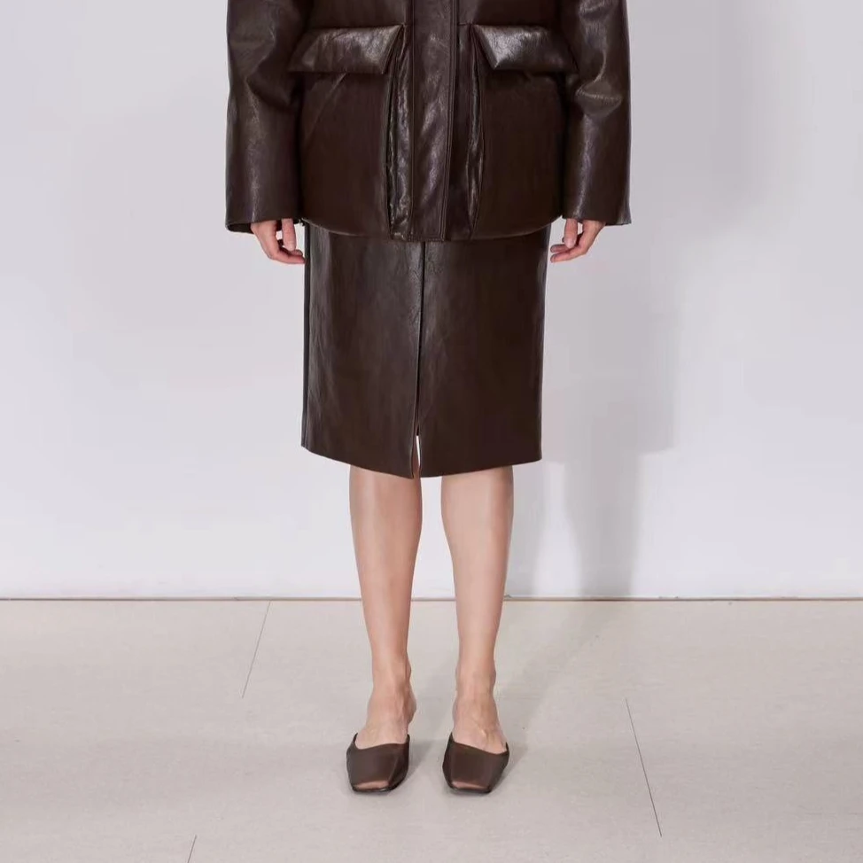 【顾文婷推荐】SHANG1上壹 前开叉皮半裙 S24BS22BN