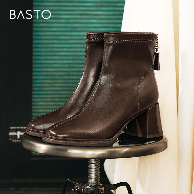 【巴黎街头】百思图2025年新款琥珀流光时装靴粗跟女短靴M5107DD4