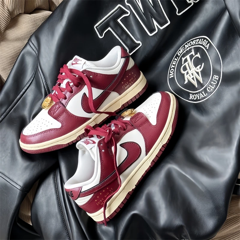 特价NIKE/耐克 Dunk酒红色低帮运动女鞋金属扣潮流板鞋DV1160-101