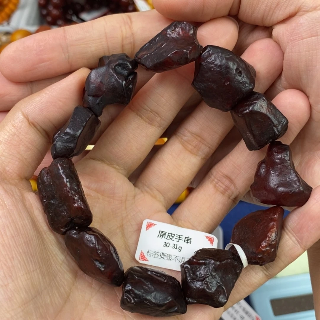 琥珀珠宝奇石未镶嵌