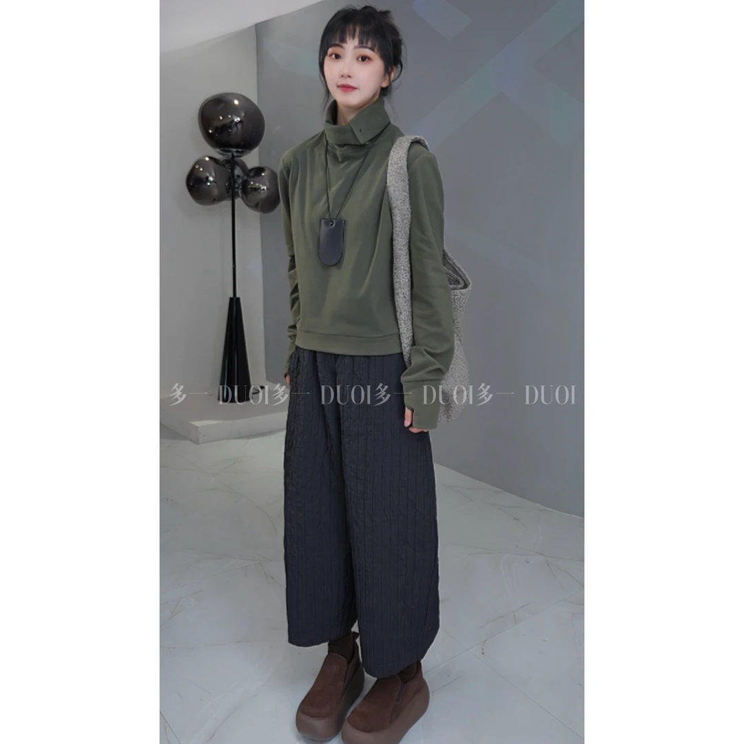 多一“松石”2024秋纯色复古高领纽扣装饰休闲保暖上衣
