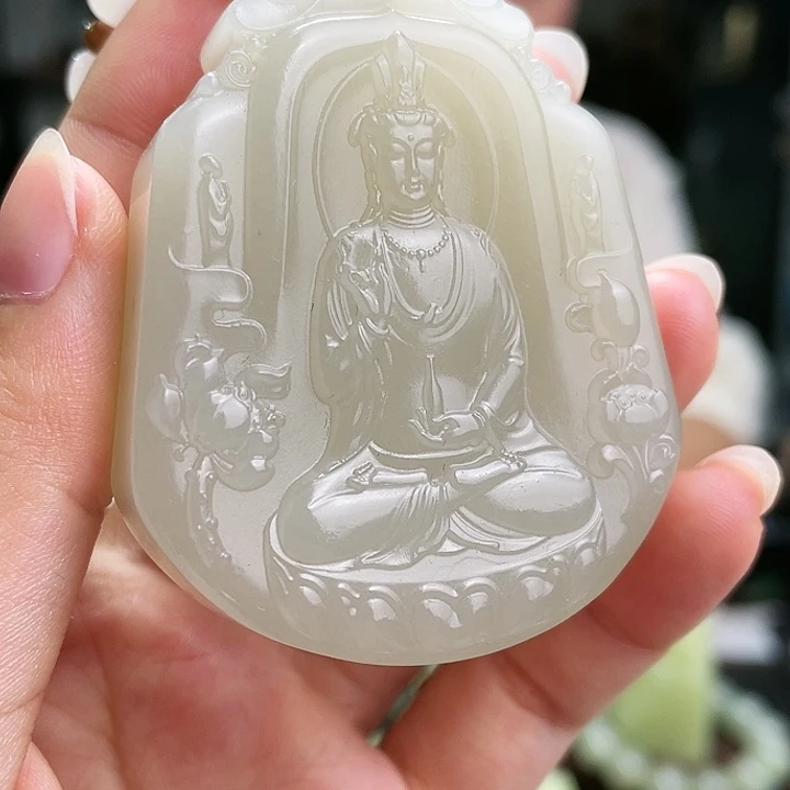 和田玉挂件未镶嵌有矿点