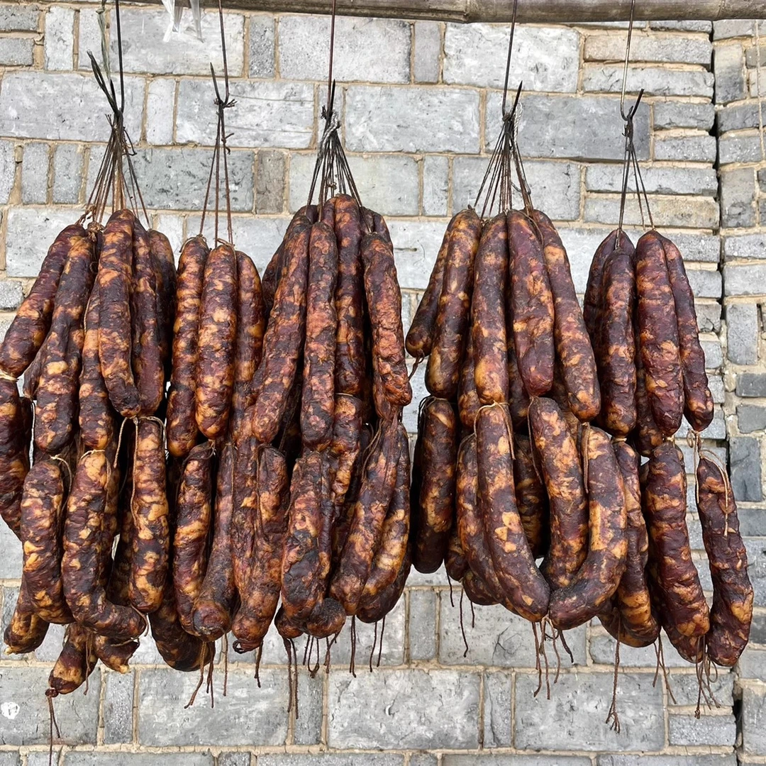 文哥二妹家香肠熟食跑山猪腊肠1斤（拍几个就是几斤）