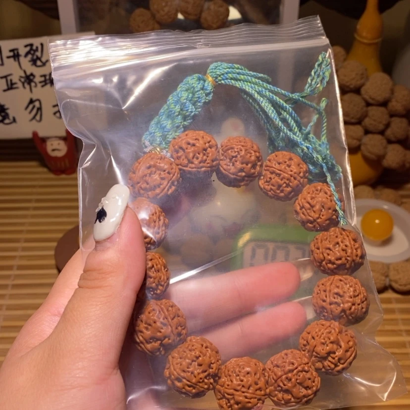 【闪购商品】金刚菩提手串朱*洋