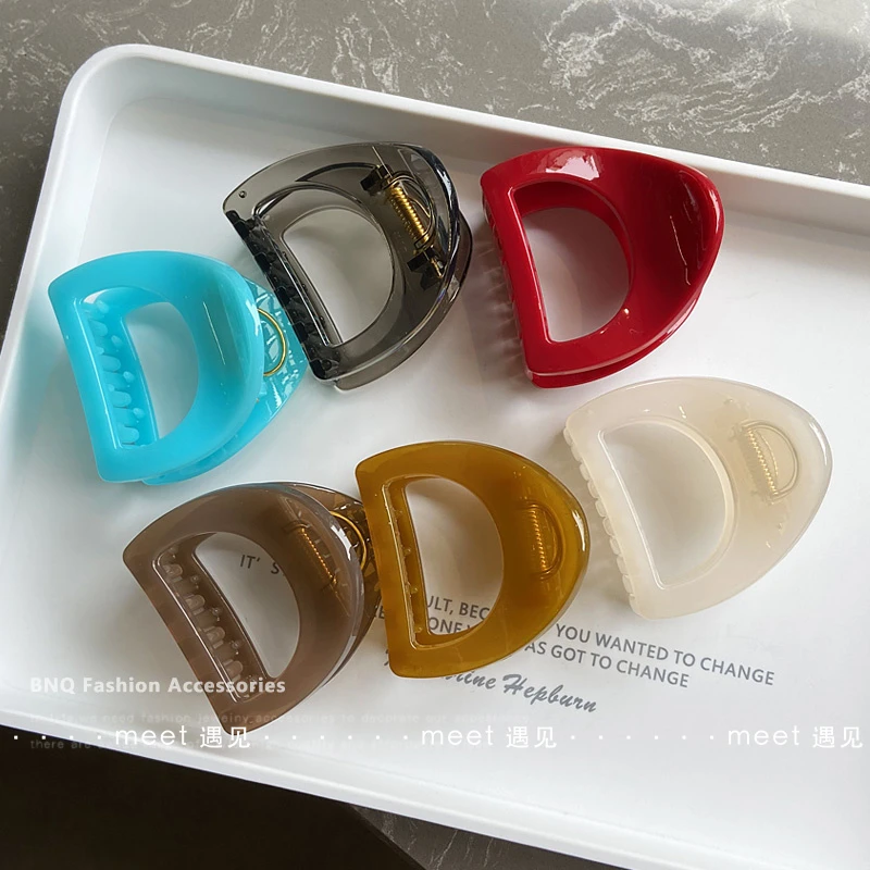 2024盘头发优雅气质时尚半扎夹子网红百搭法式简约彩色风泰宫优雅