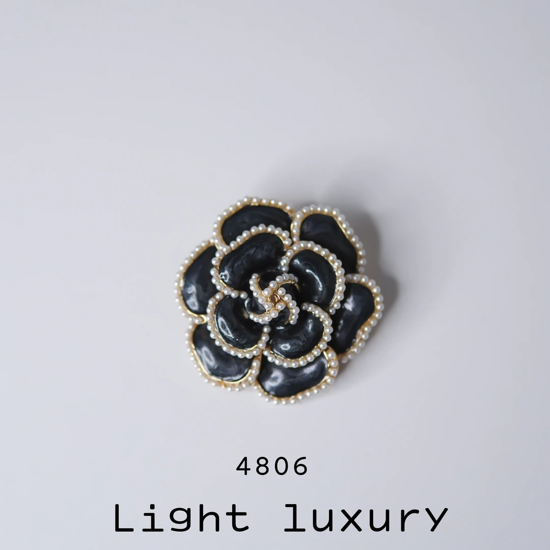 铜合金胸针 4806气质轻奢法式重工百搭时尚精致山茶花