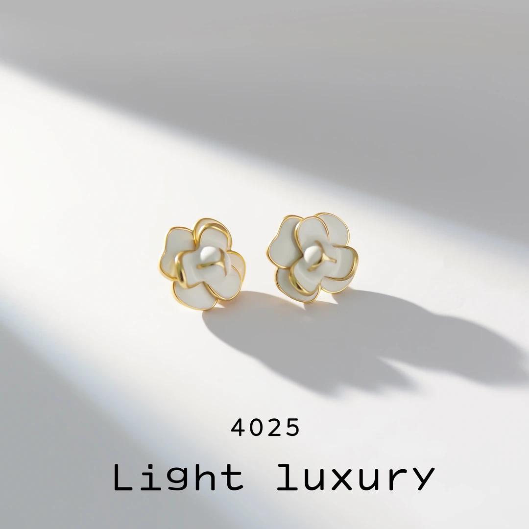 铜合金耳饰 4025气质轻奢百搭简约素款山茶花耳饰