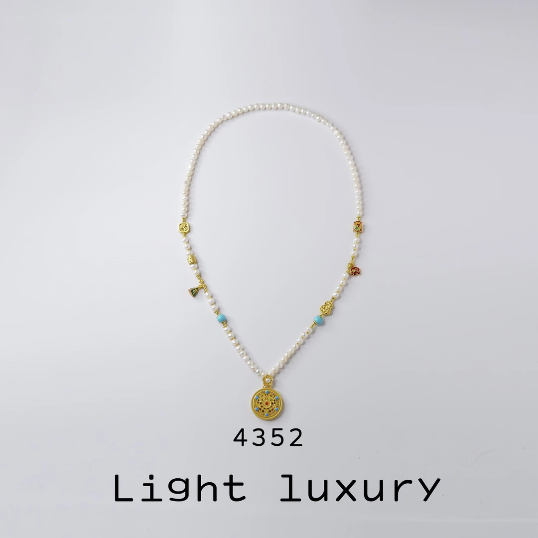 铜合金项链 4352 气质轻奢精致复古彩色民族风罗盘吊坠珠珠项链